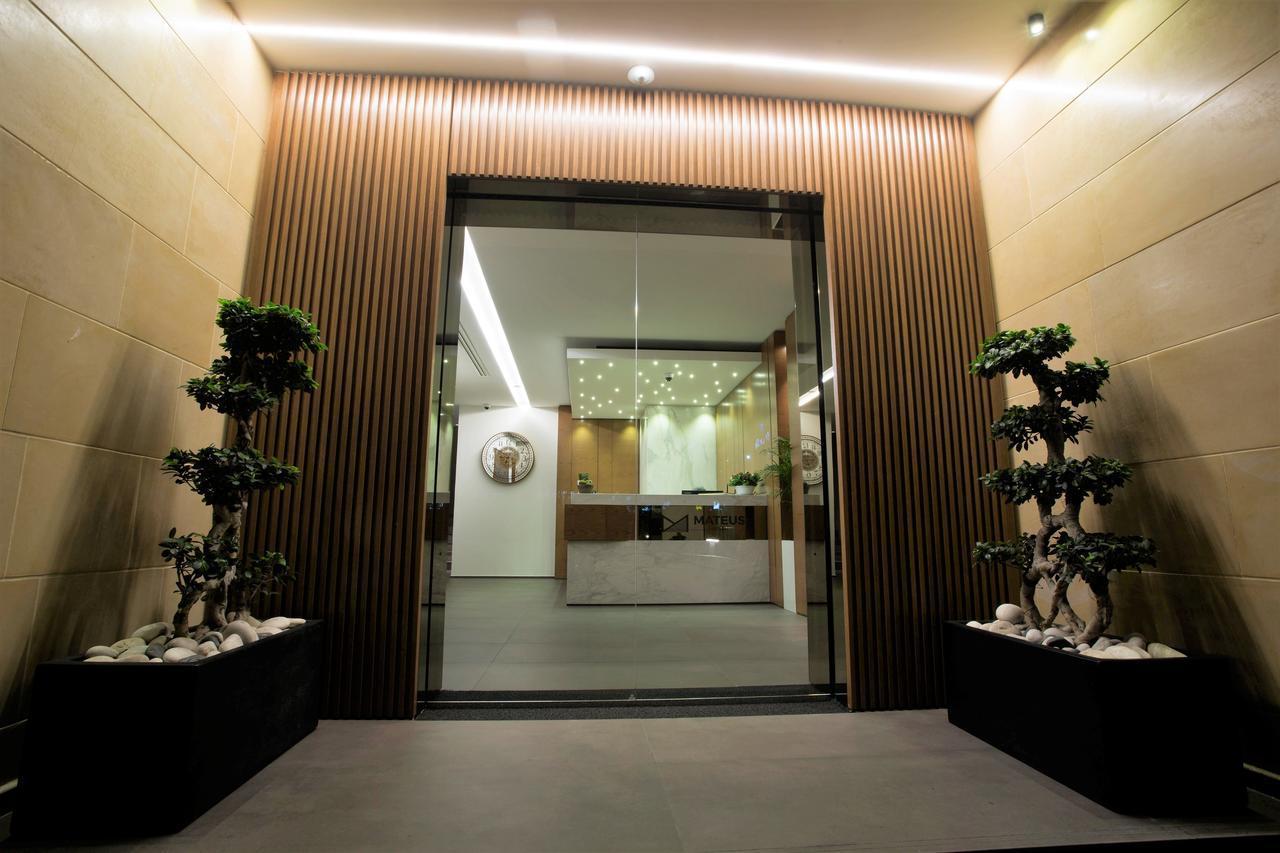 Mateus Hotel & Pool Jounieh Exterior photo